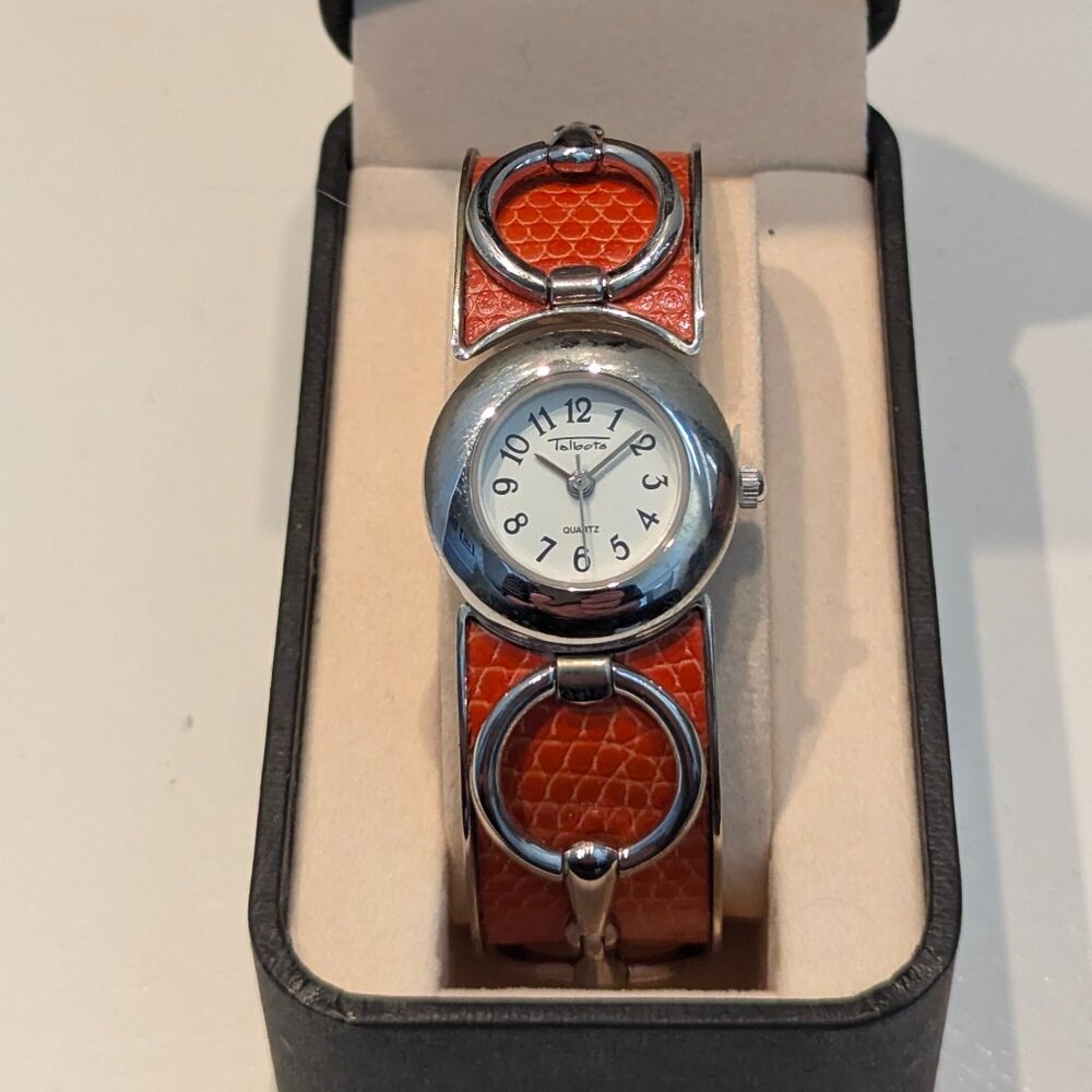 Red Leather Decorative Quartz Watch